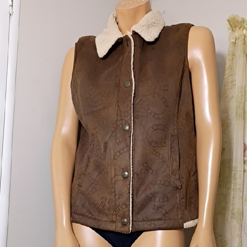 Cozy Brown Shearling-Lined Vest Western design Size L‎
